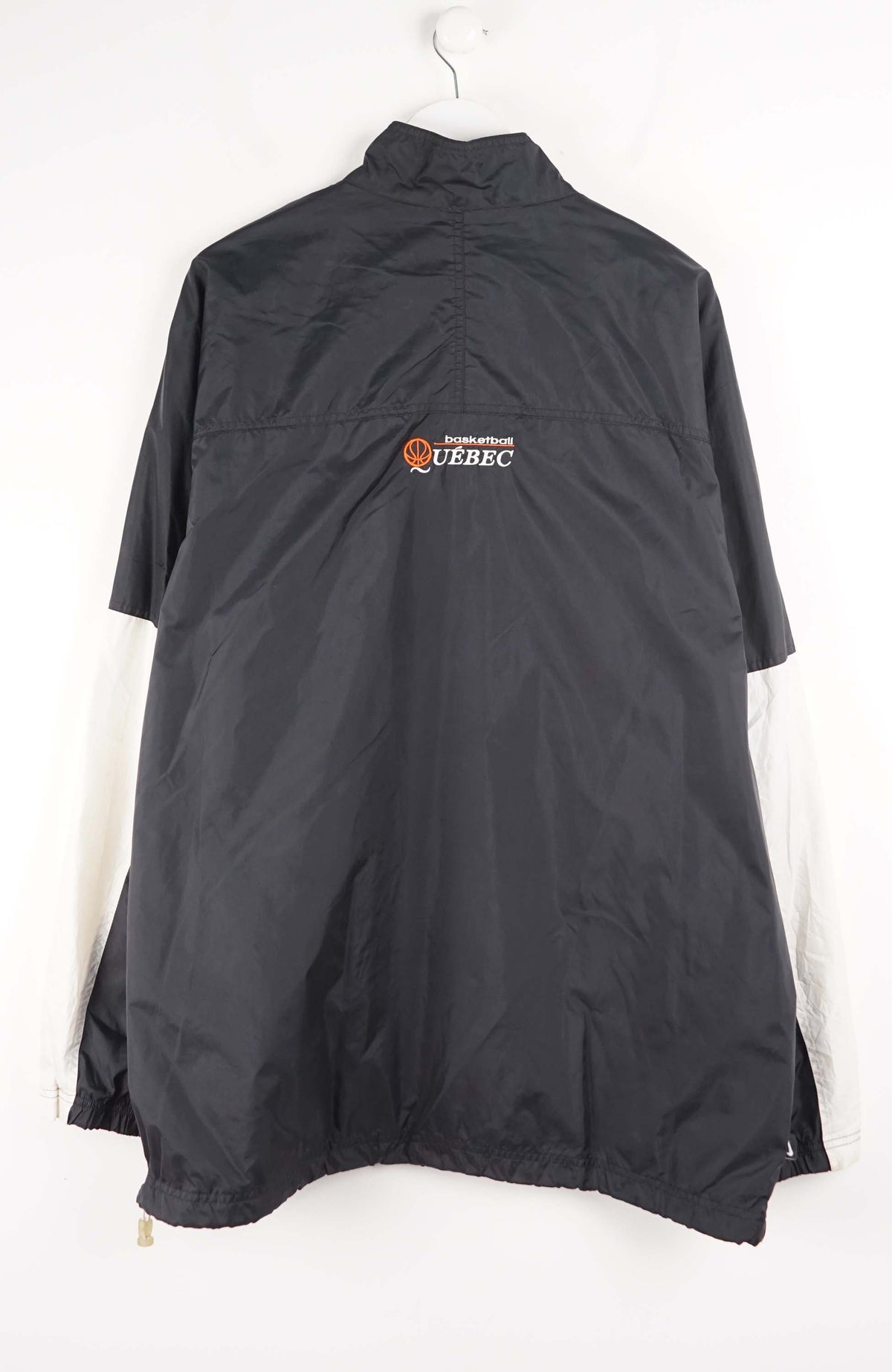 VINTAGE NIKE BASKETBALL WINDBREAKER (XXL)