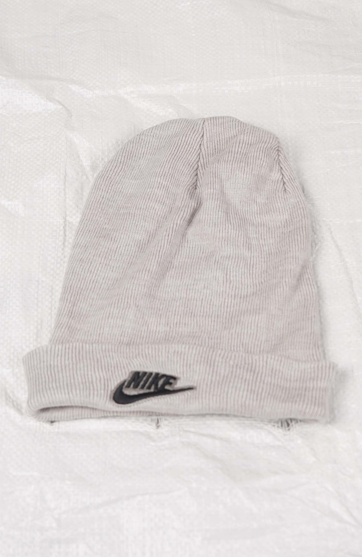 VINTAGE NIKE BEANIE