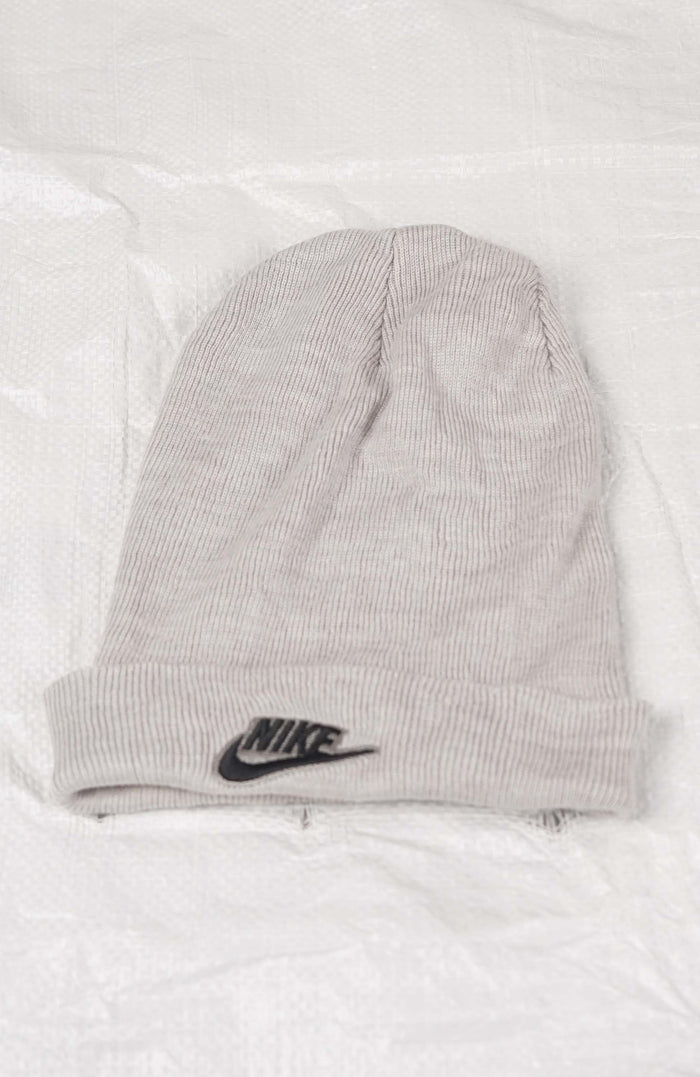 VINTAGE NIKE BEANIE