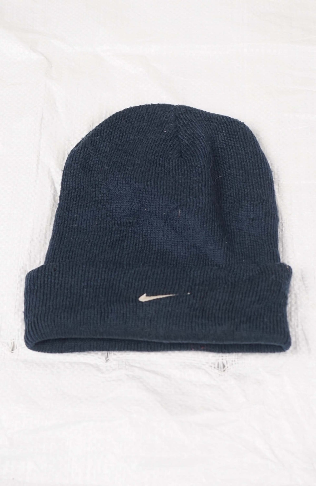 VINTAGE NIKE BEANIE