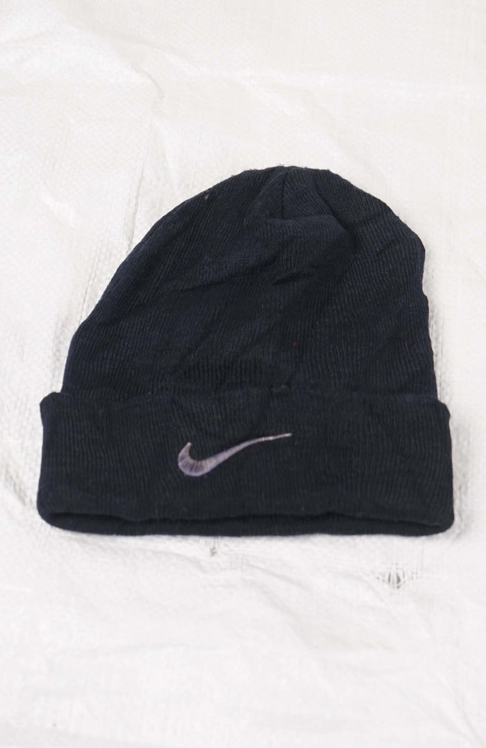VINTAGE NIKE BEANIE