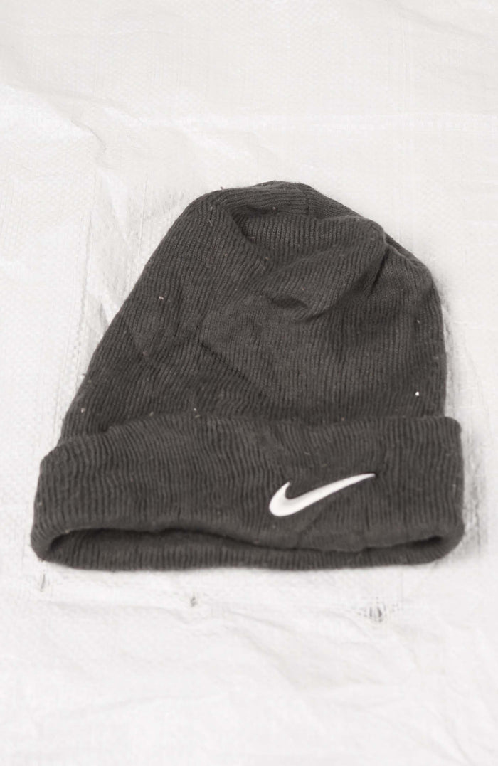 VINTAGE NIKE BEANIE