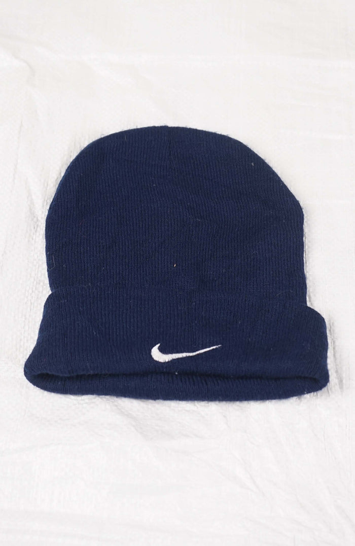 VINTAGE NIKE BEANIE