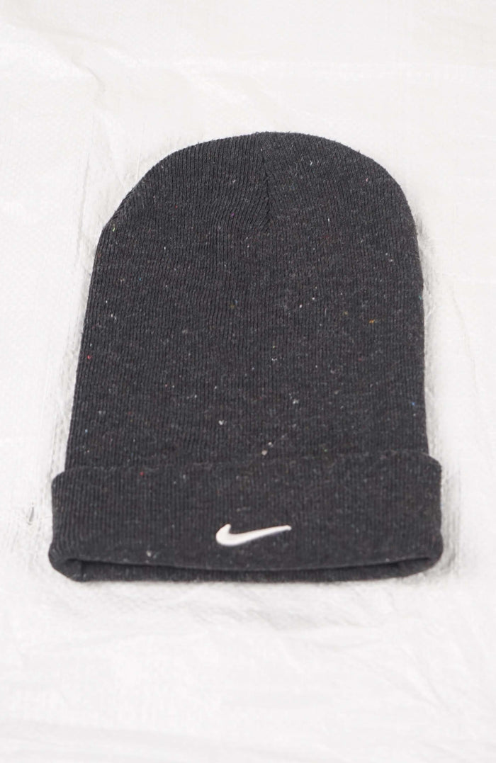 VINTAGE NIKE BEANIE