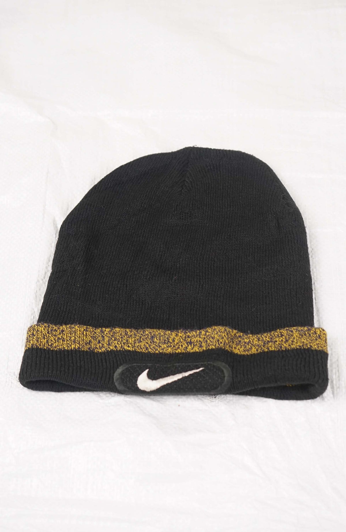 VINTAGE NIKE BEANIE