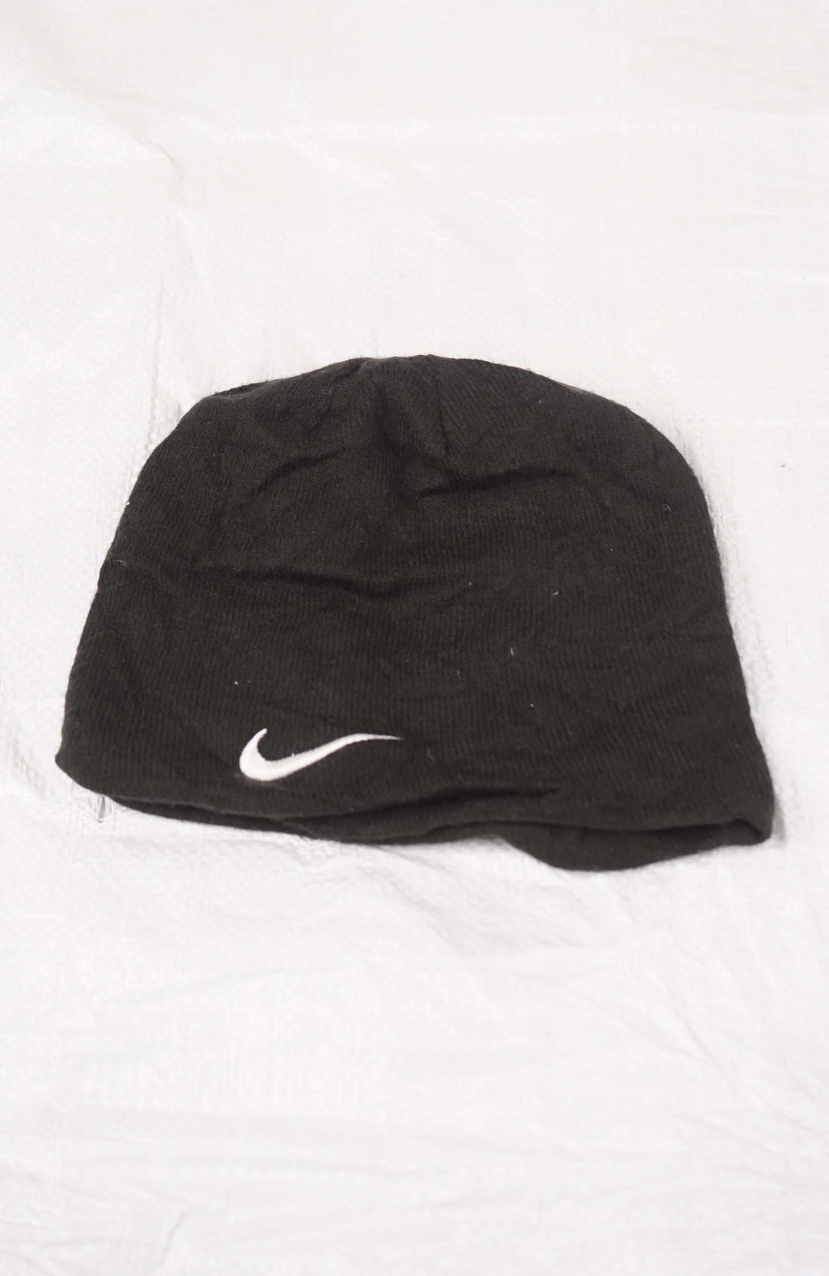 VINTAGE NIKE SKULL BEANIE