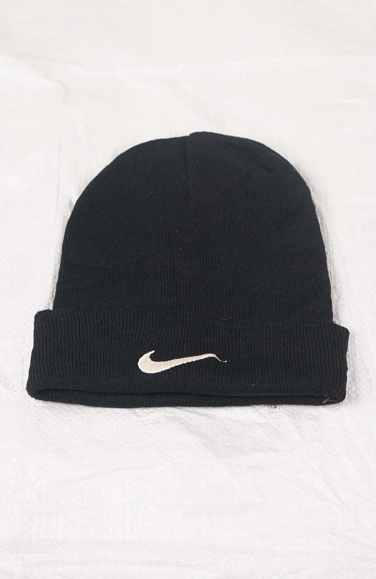 VINTAGE NIKE BEANIE