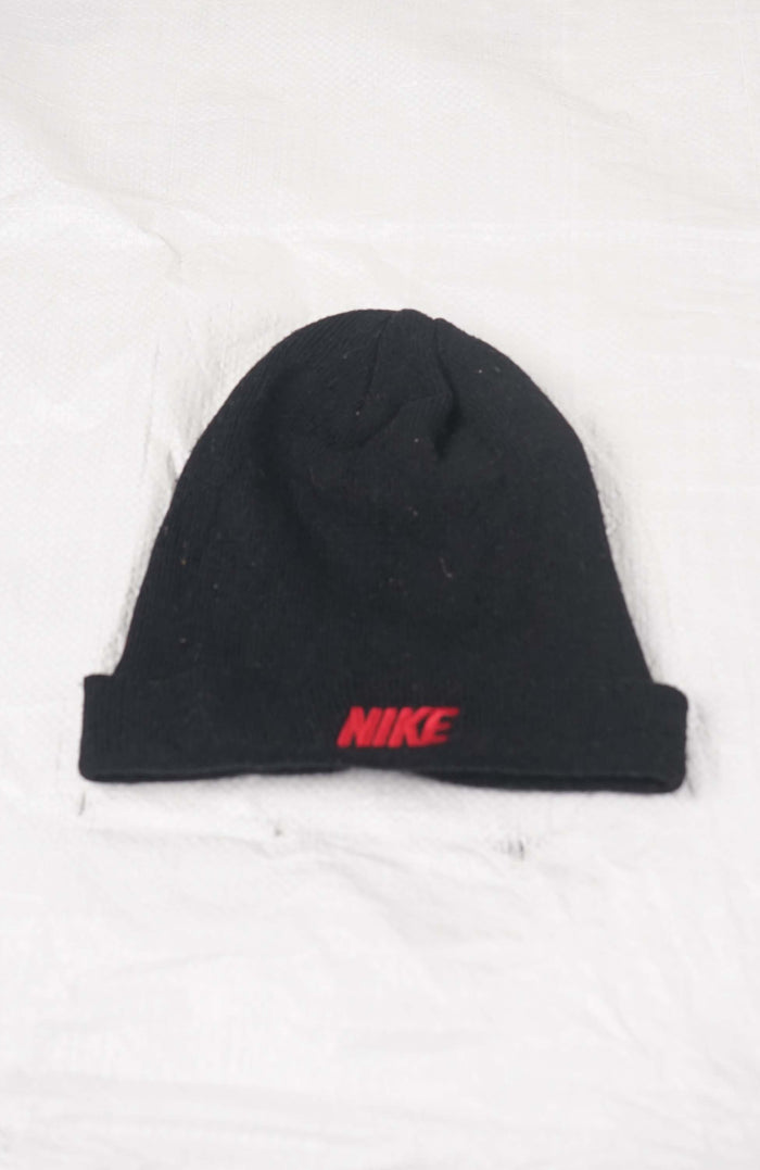 VINTAGE NIKE BEANIE