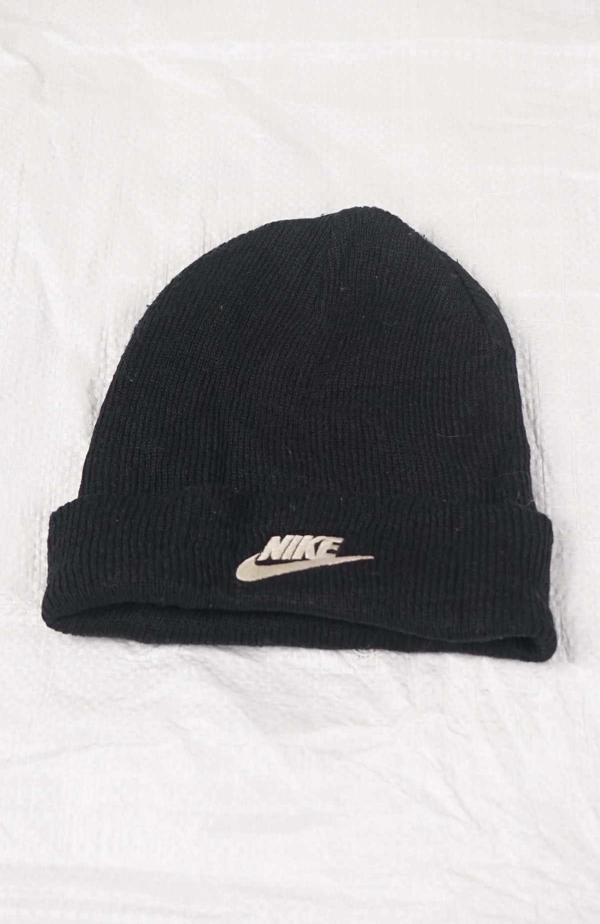 VINTAGE NIKE BEANIE