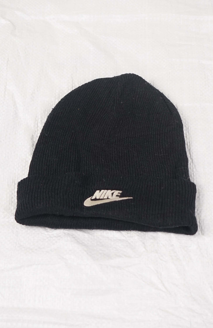 VINTAGE NIKE BEANIE