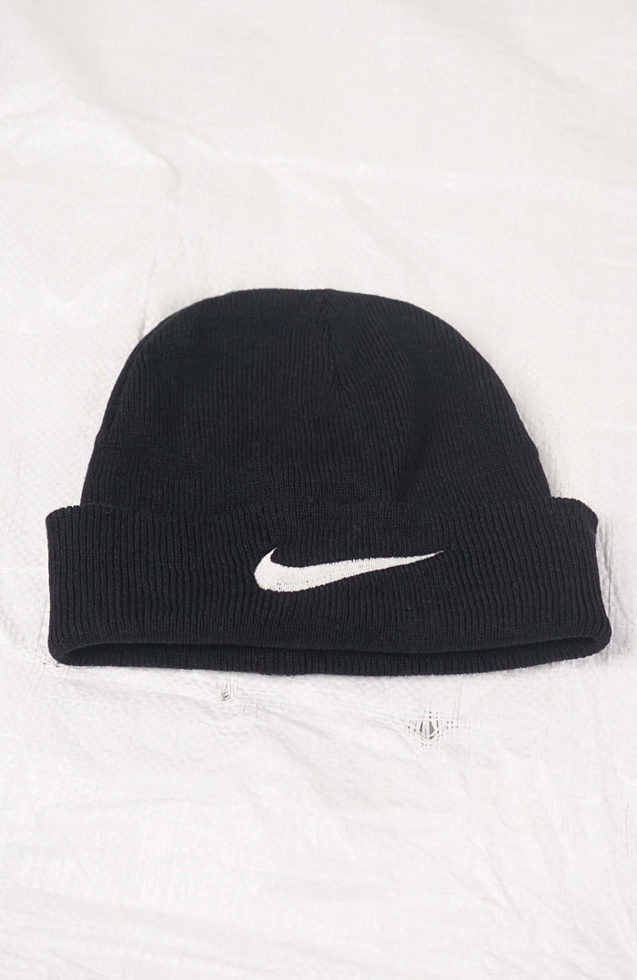VINTAGE NIKE BEANIE