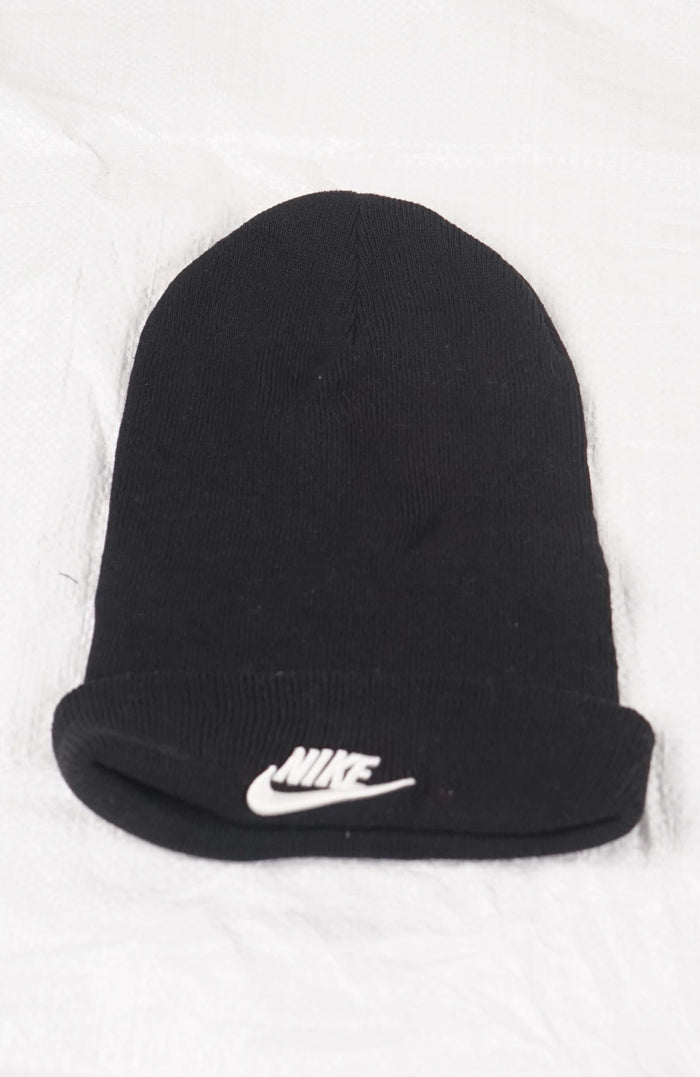 VINTAGE NIKE BEANIE