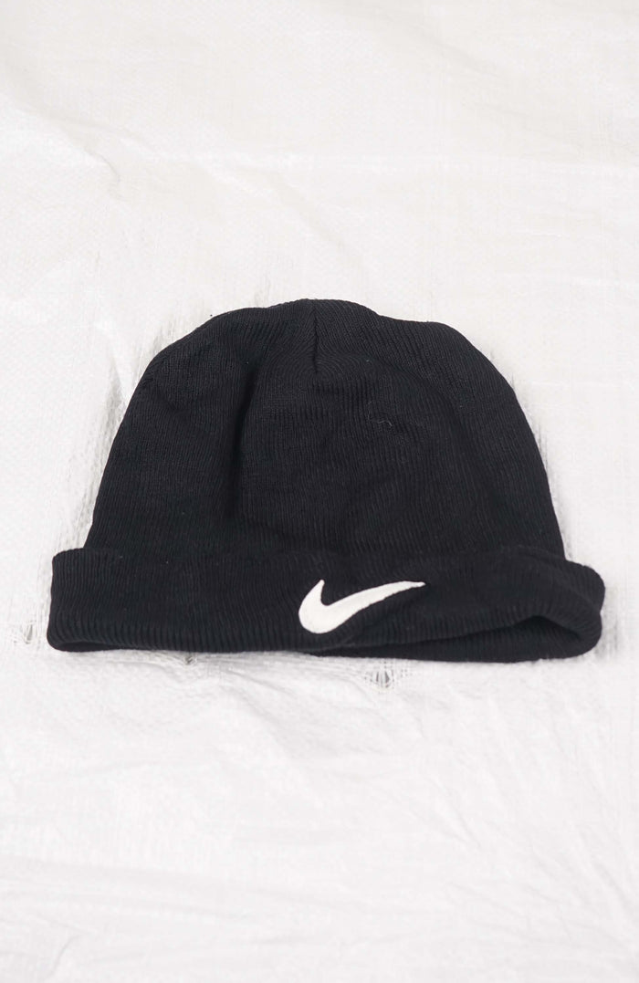 VINTAGE NIKE BEANIE