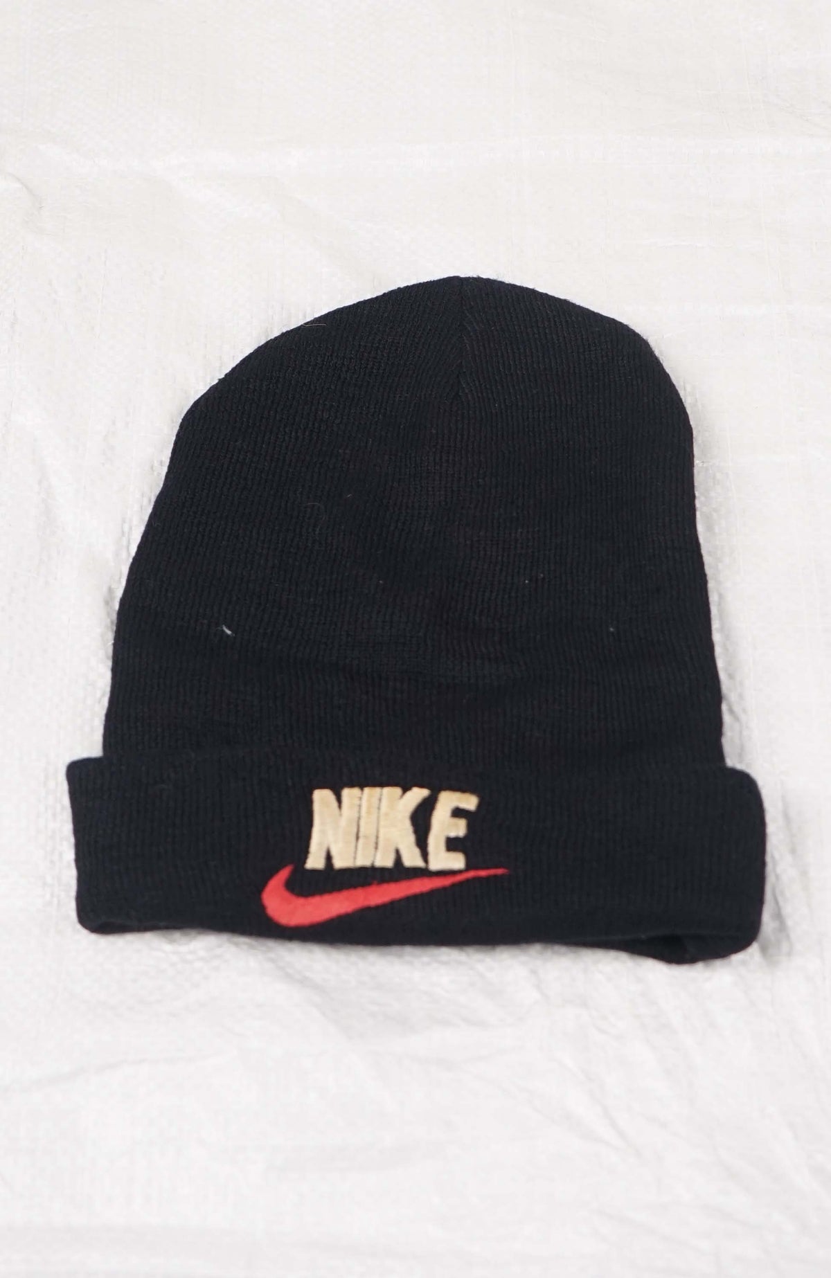 VINTAGE NIKE BEANIE