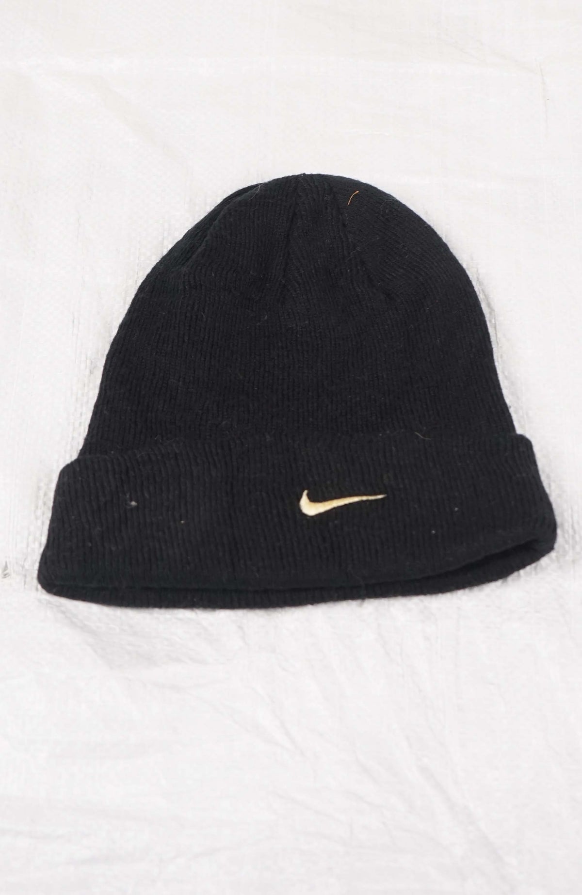 VINTAGE NIKE BEANIE