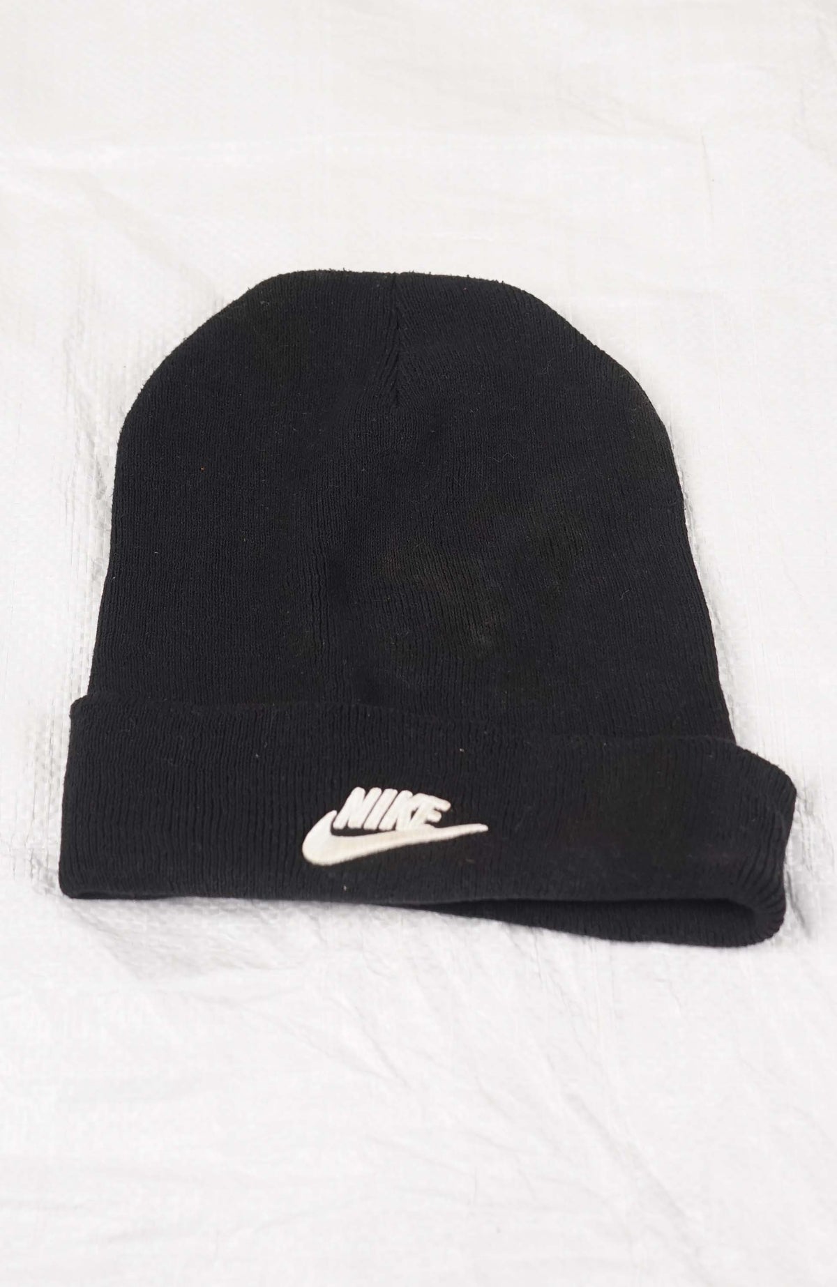 VINTAGE NIKE BEANIE
