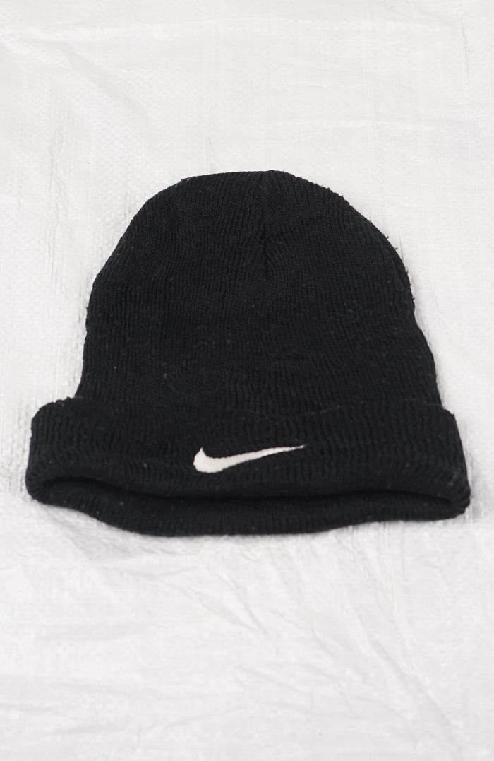 VINTAGE NIKE BEANIE