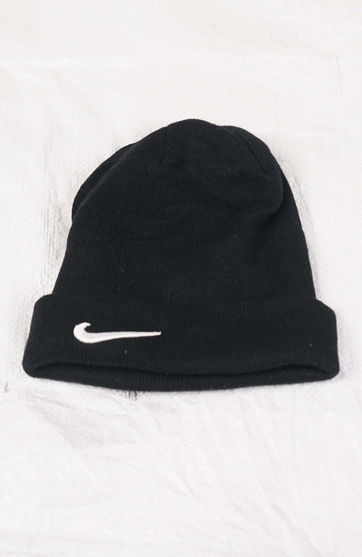 VINTAGE NIKE BEANIE