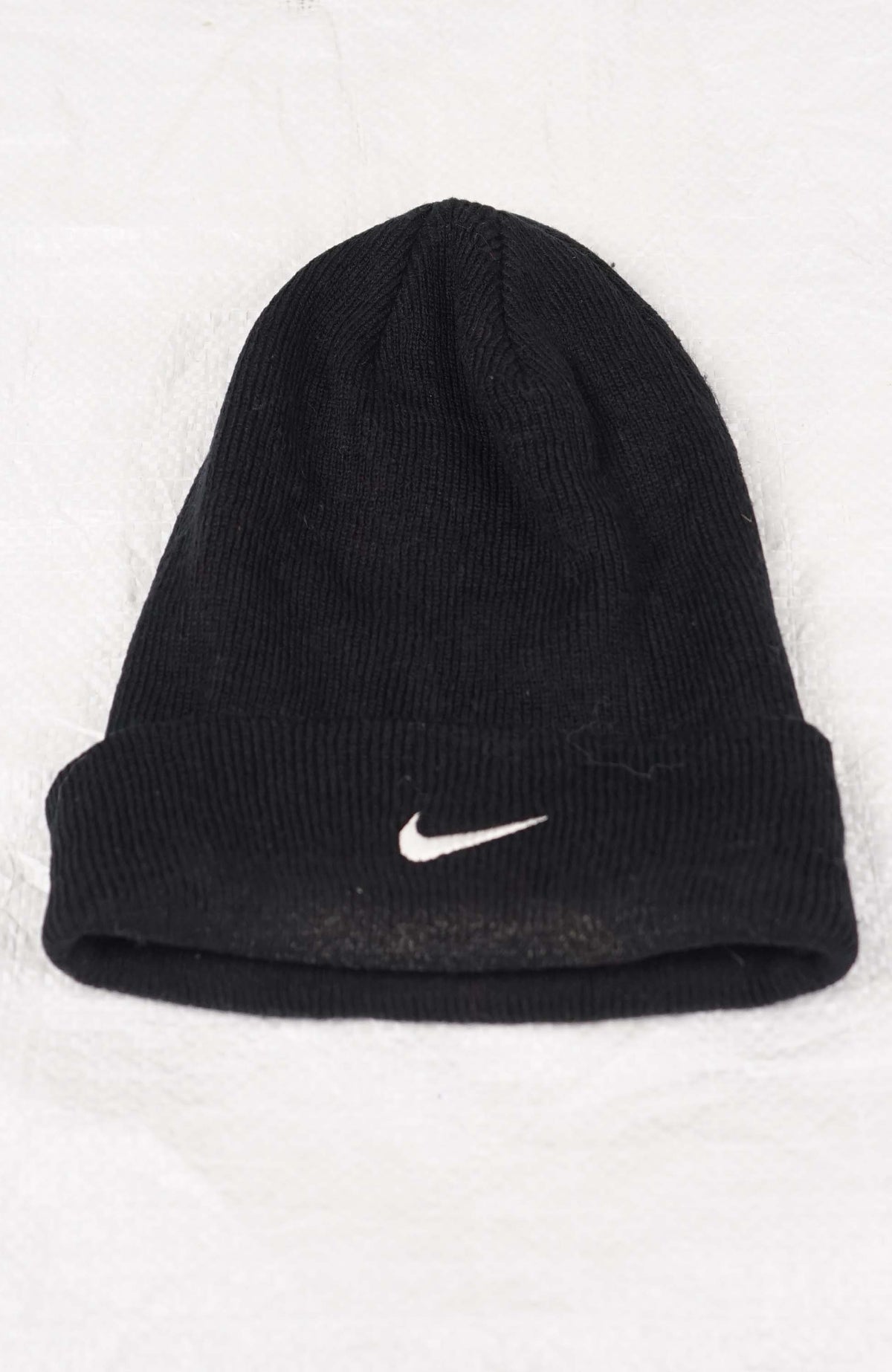 VINTAGE NIKE BEANIE