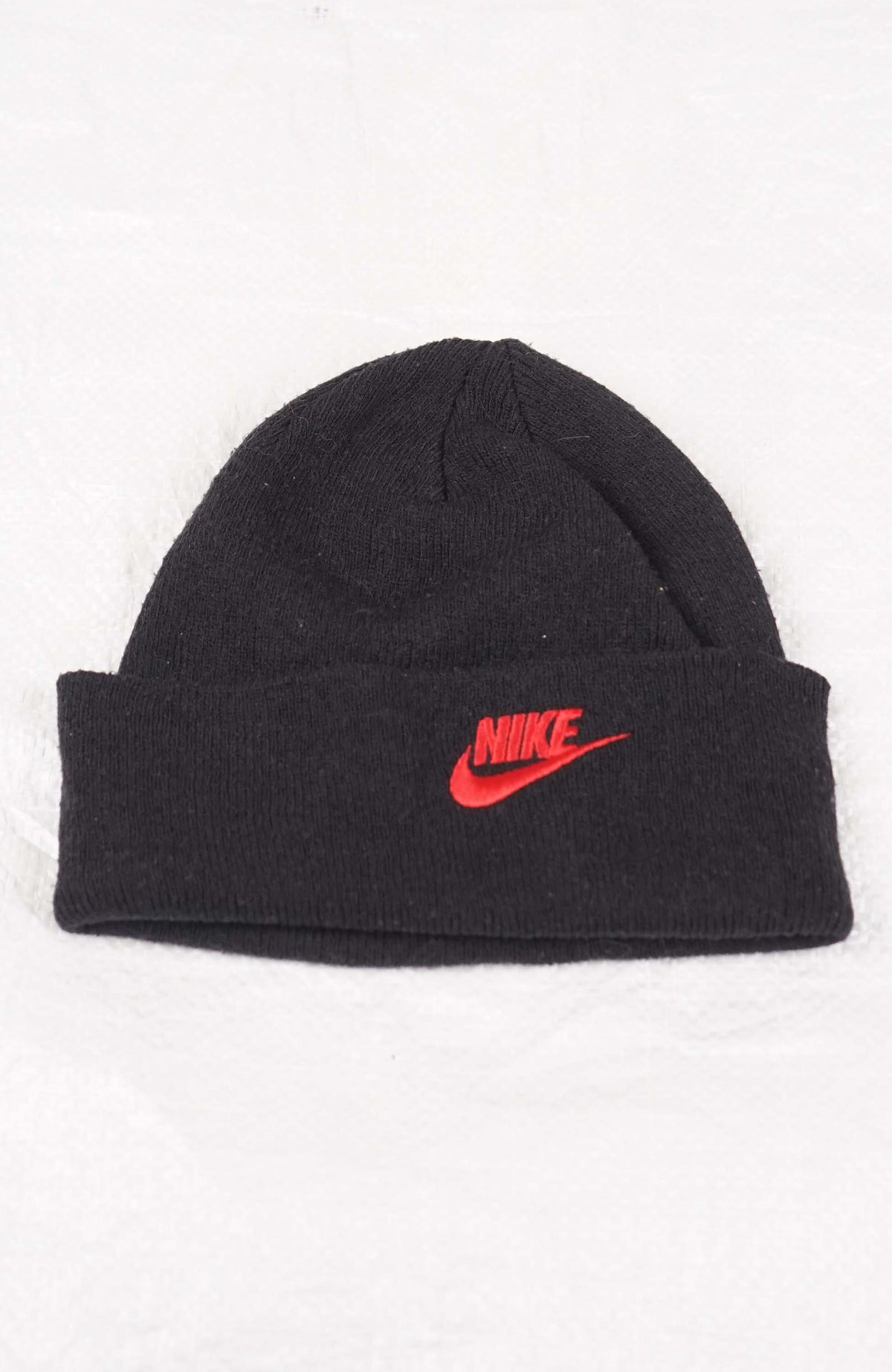 VINTAGE NIKE BEANIE