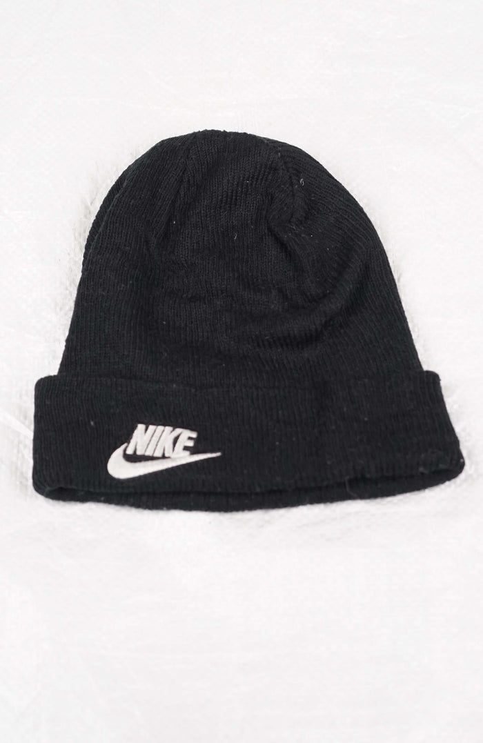 VINTAGE NIKE BEANIE