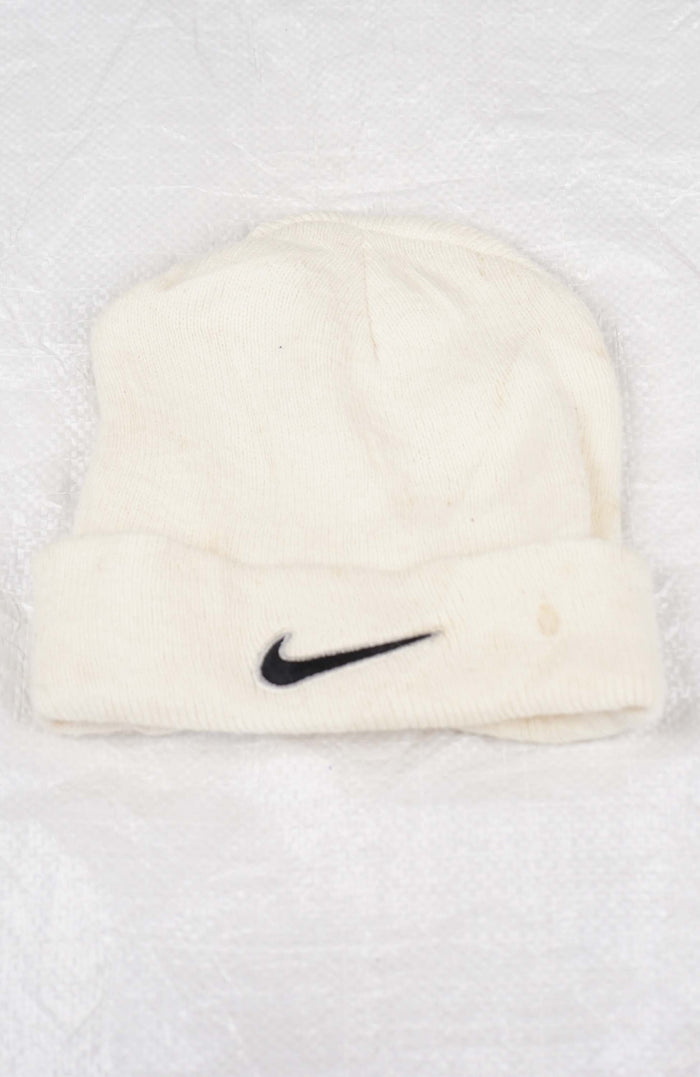 VINTAGE NIKE BEANIE