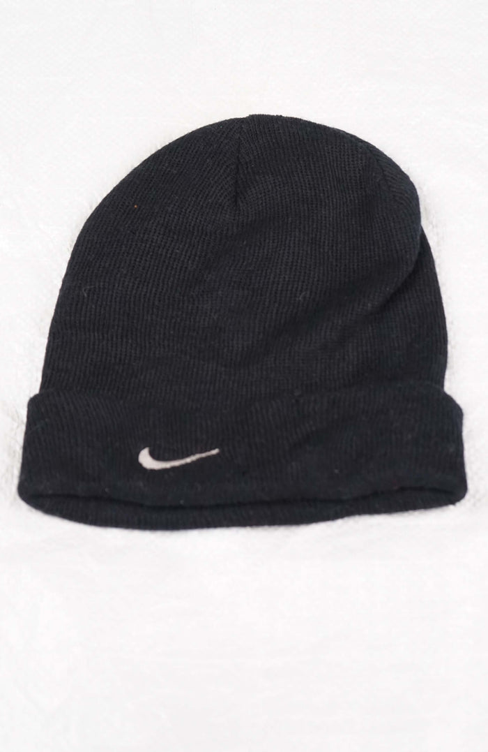 VINTAGE NIKE BEANIE