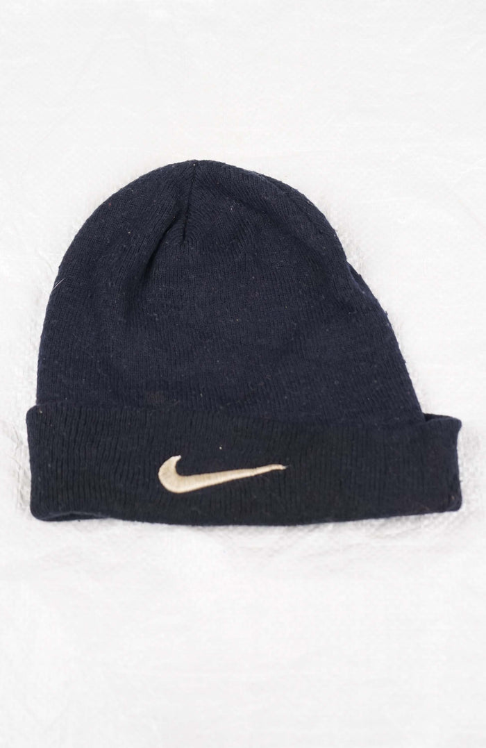 VINTAGE NIKE BEANIE