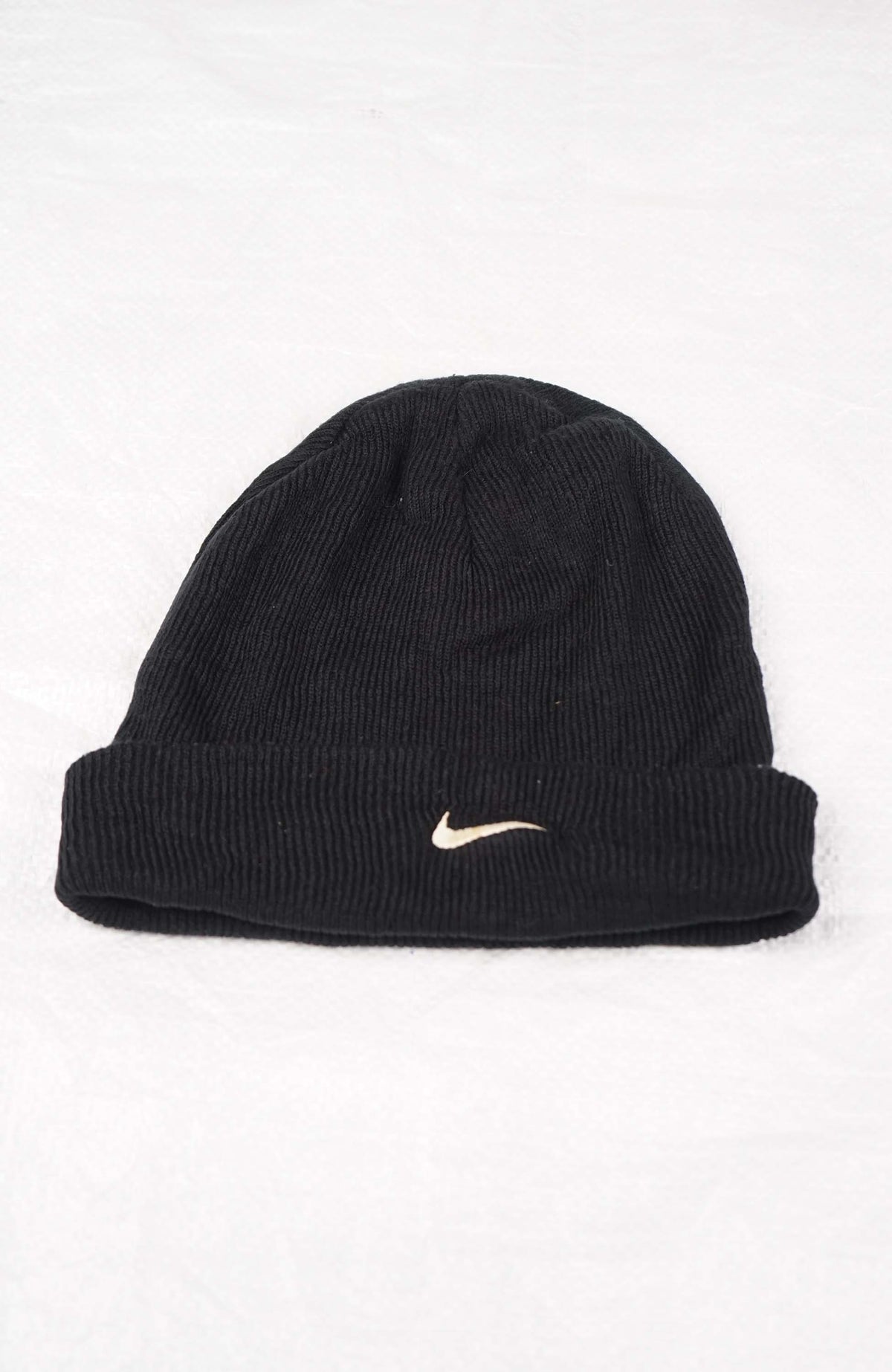 VINTAGE NIKE BEANIE