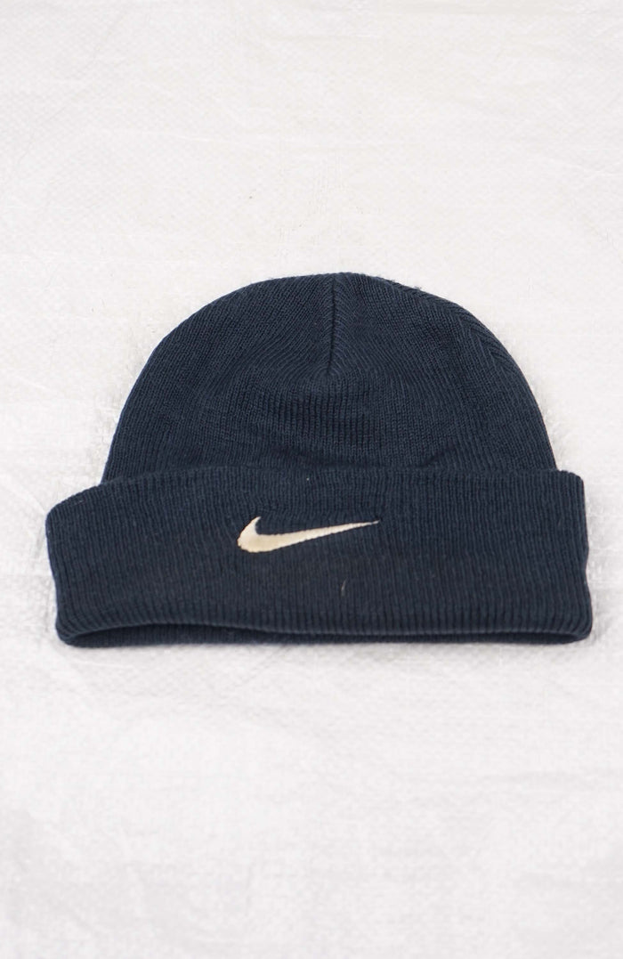 VINTAGE NIKE BEANIE
