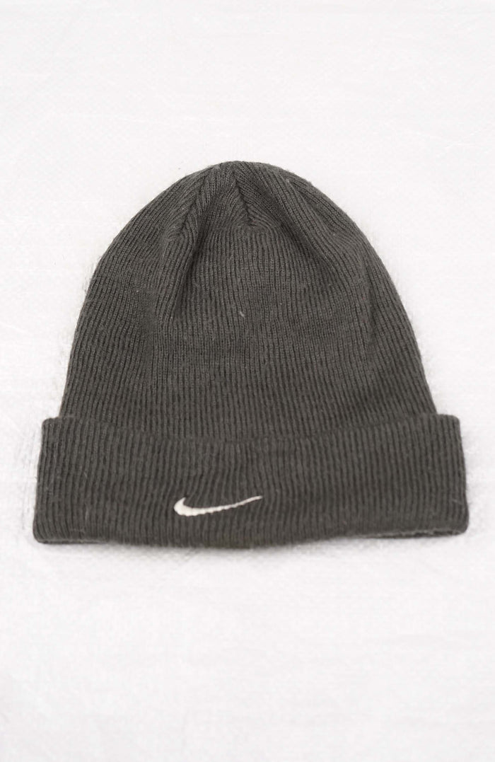 VINTAGE NIKE BEANIE