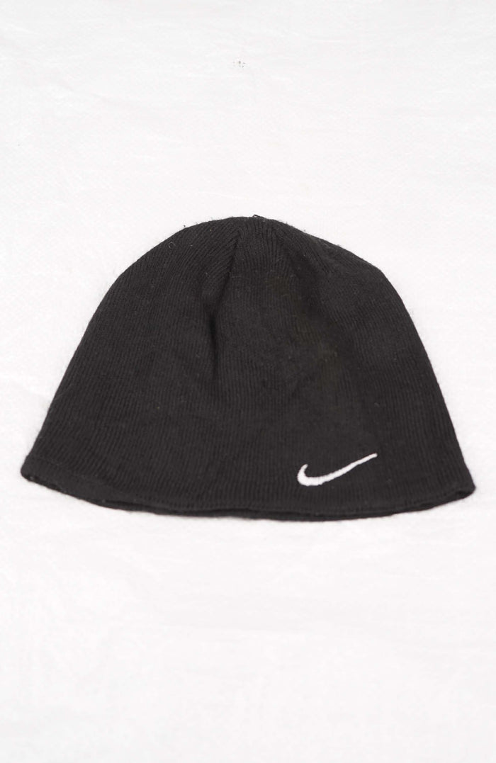 VINTAGE NIKE BEANIE