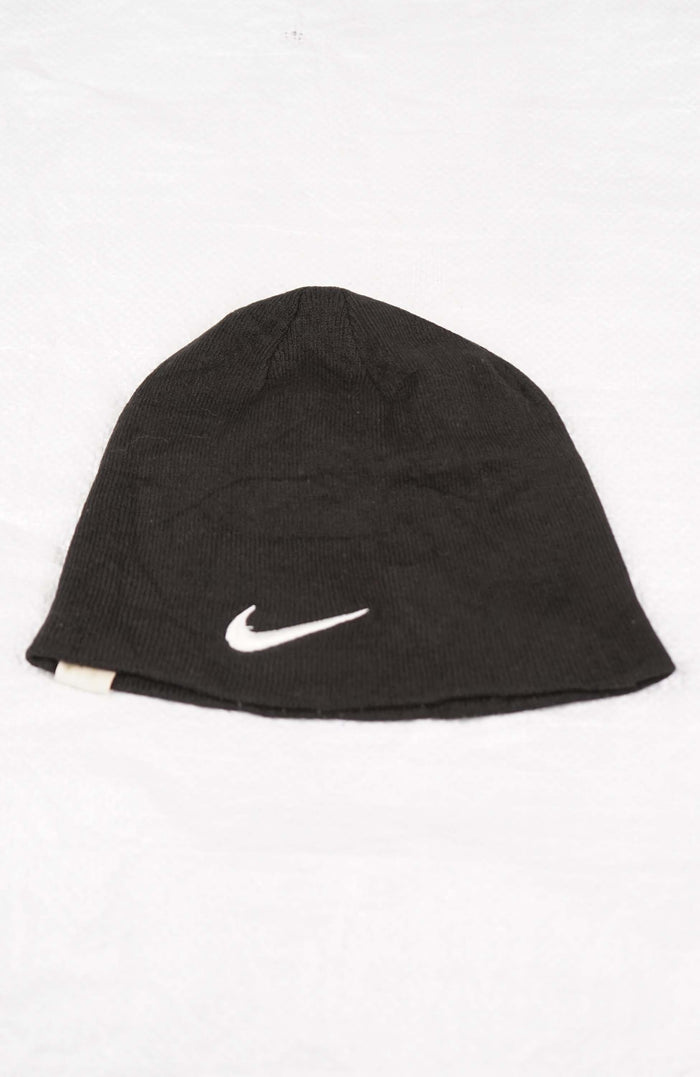 VINTAGE NIKE BEANIE