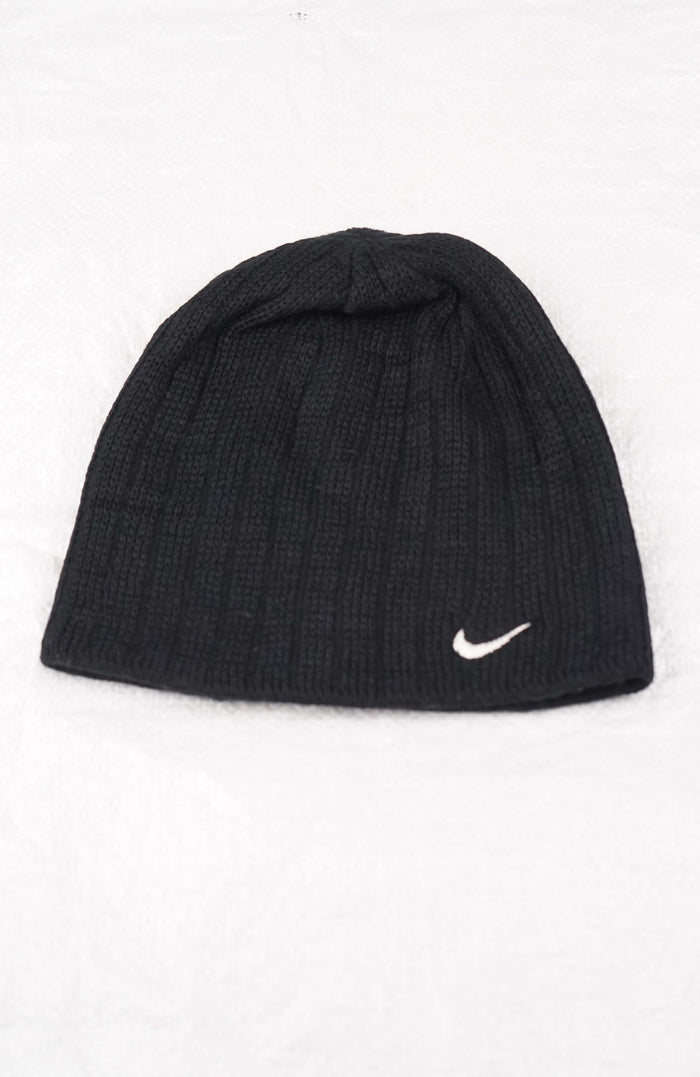 VINTAGE NIKE BEANIE