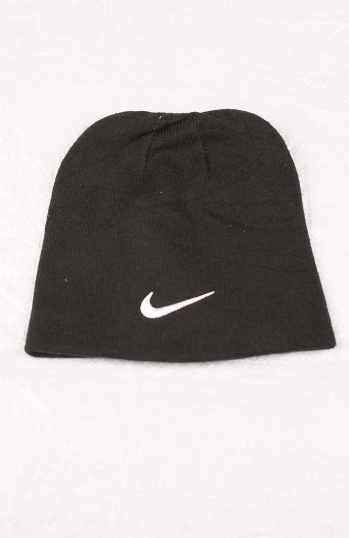 VINTAGE NIKE BEANIE