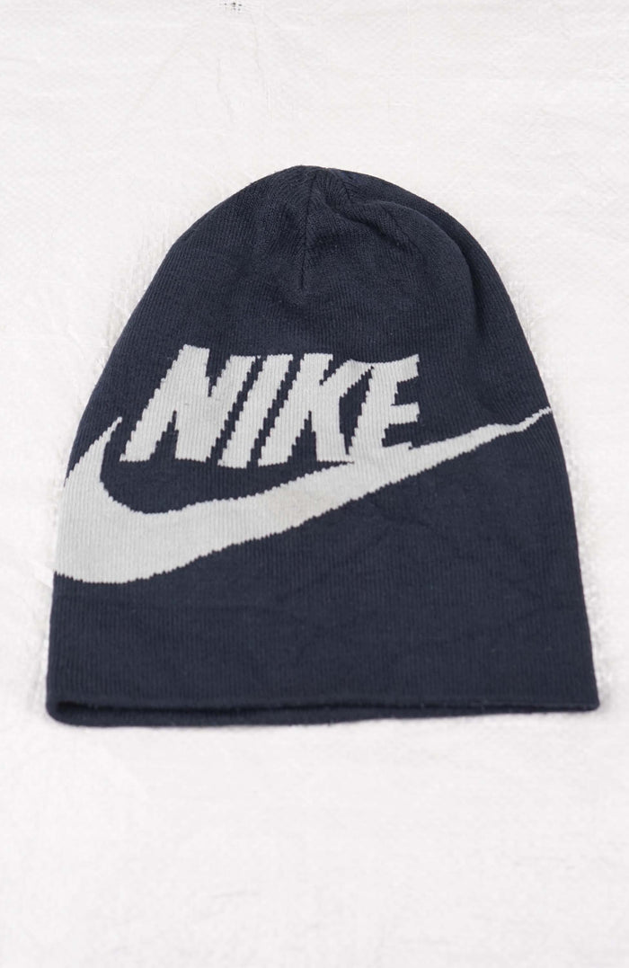 VINTAGE NIKE BEANIE