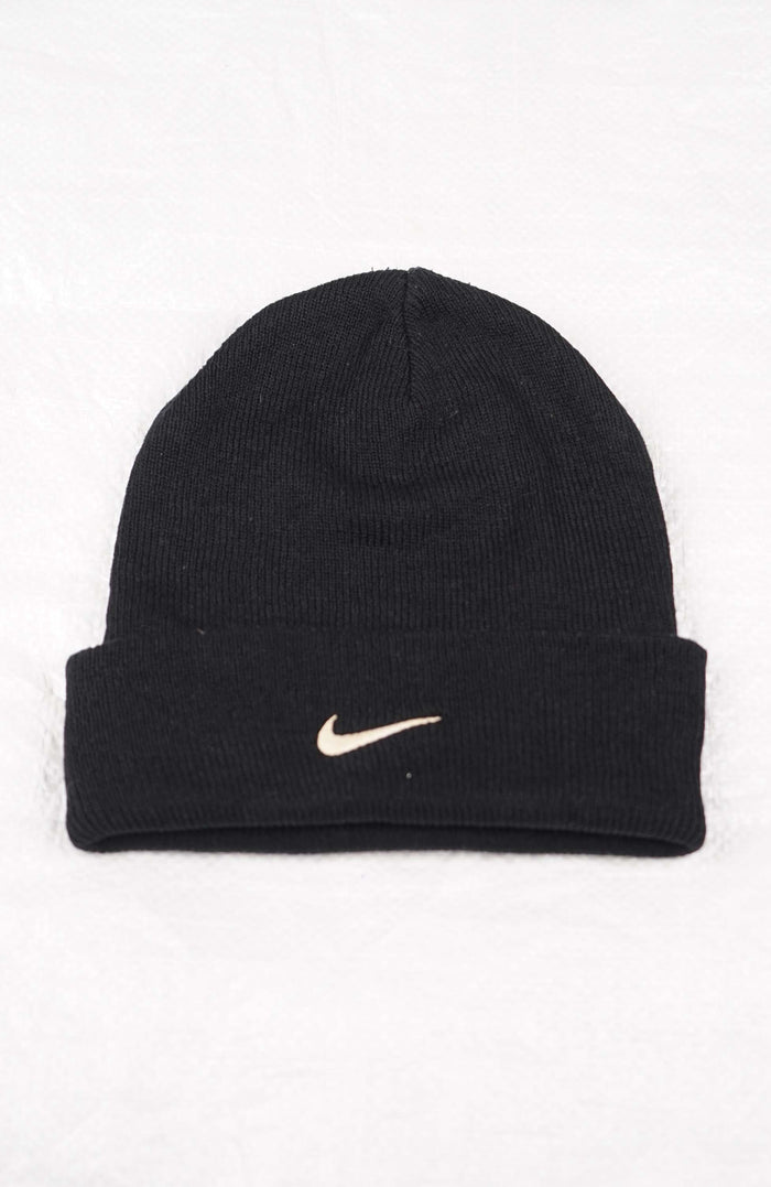 VINTAGE NIKE BEANIE