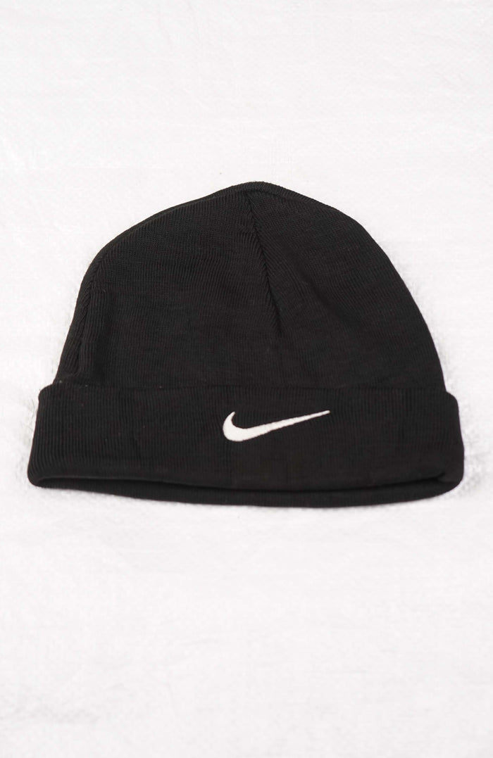 VINTAGE NIKE BEANIE