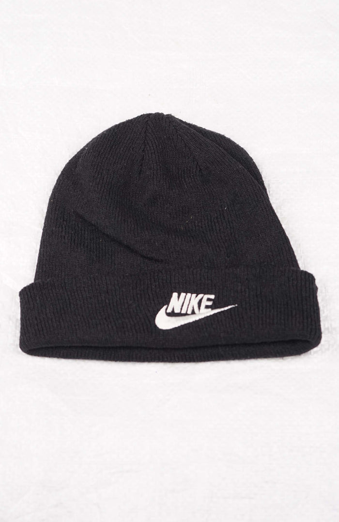 VINTAGE NIKE BEANIE