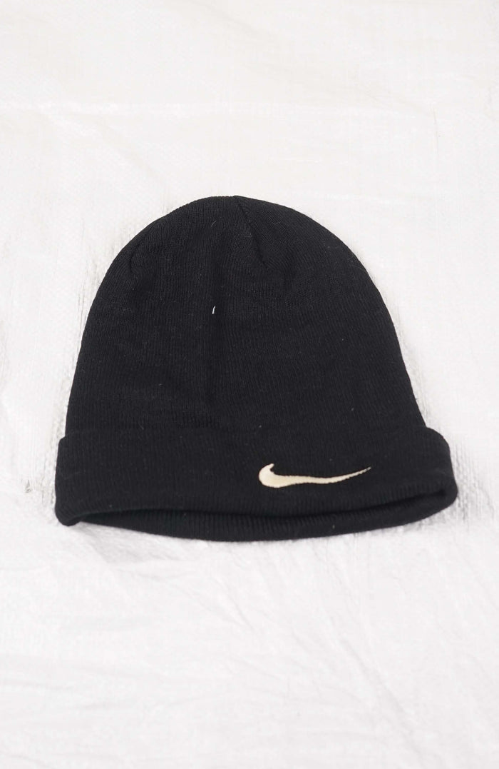 VINTAGE NIKE BEANIE