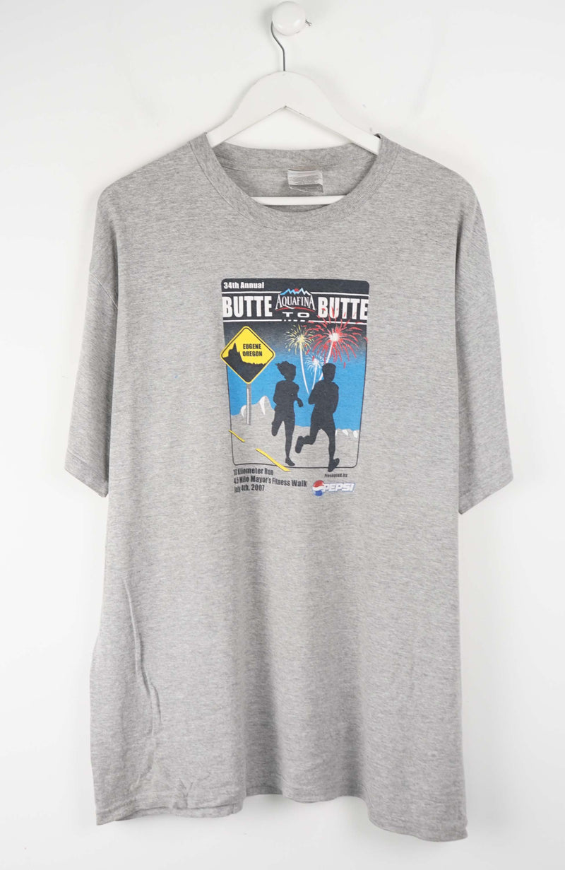 VINTAGE NIKE MARATHON T-SHIRT (XL)