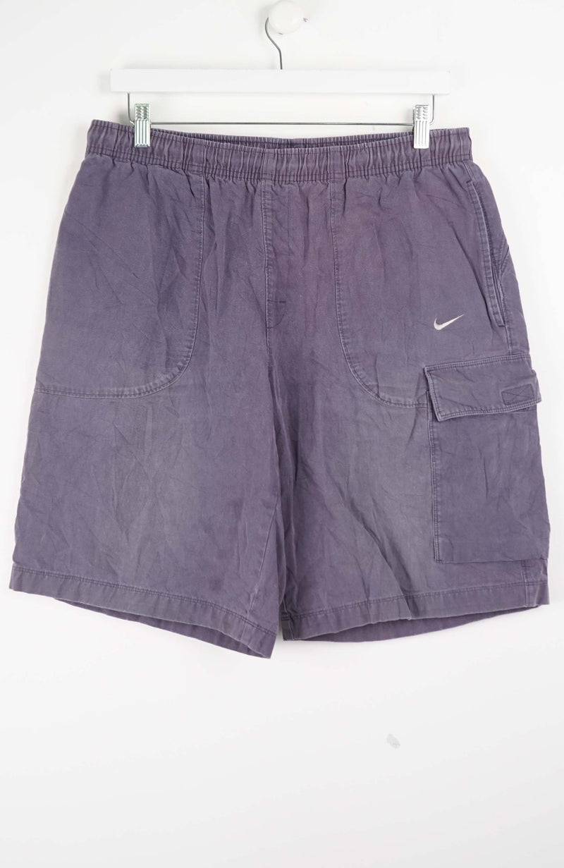VINTAGE NIKE CARGO SHORTS W32