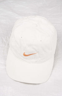 VINTAGE NIKE HAT