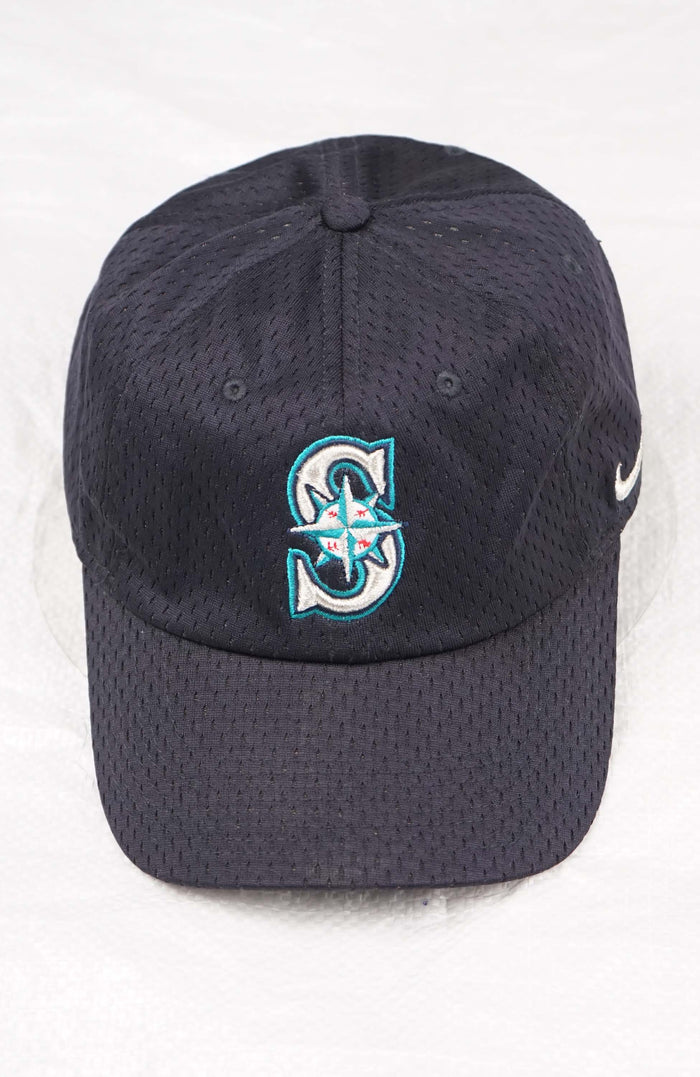 VINTAGE NIKE HAT