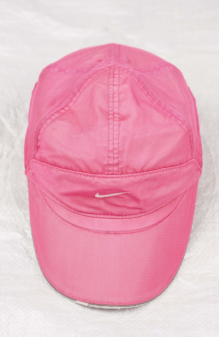 VINTAGE NIKE HAT