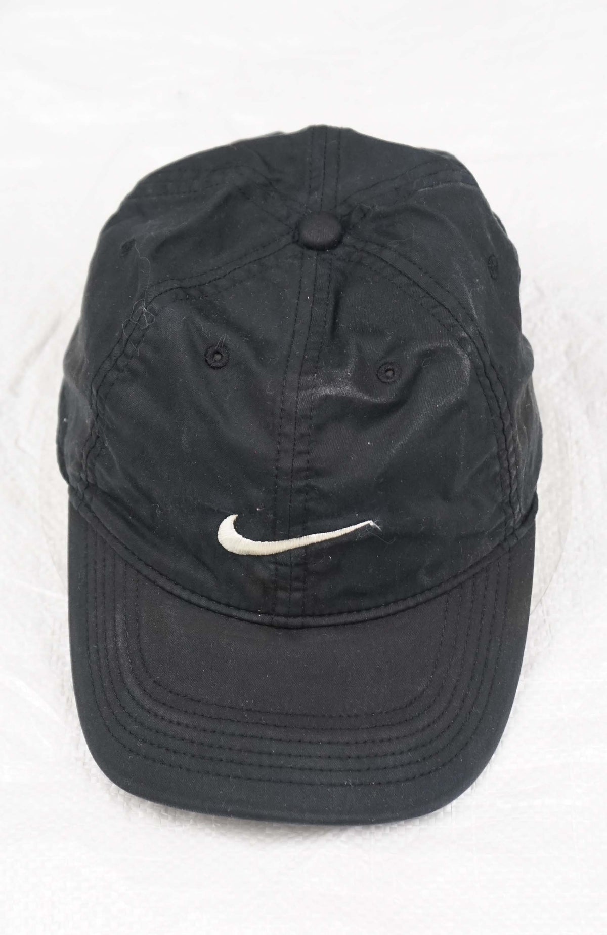 VINTAGE NIKE HAT