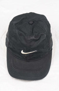 VINTAGE NIKE HAT