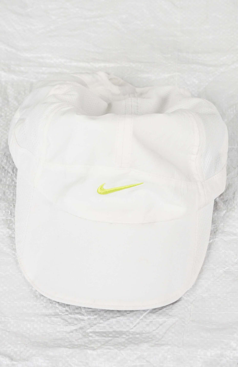 VINTAGE NIKE HAT