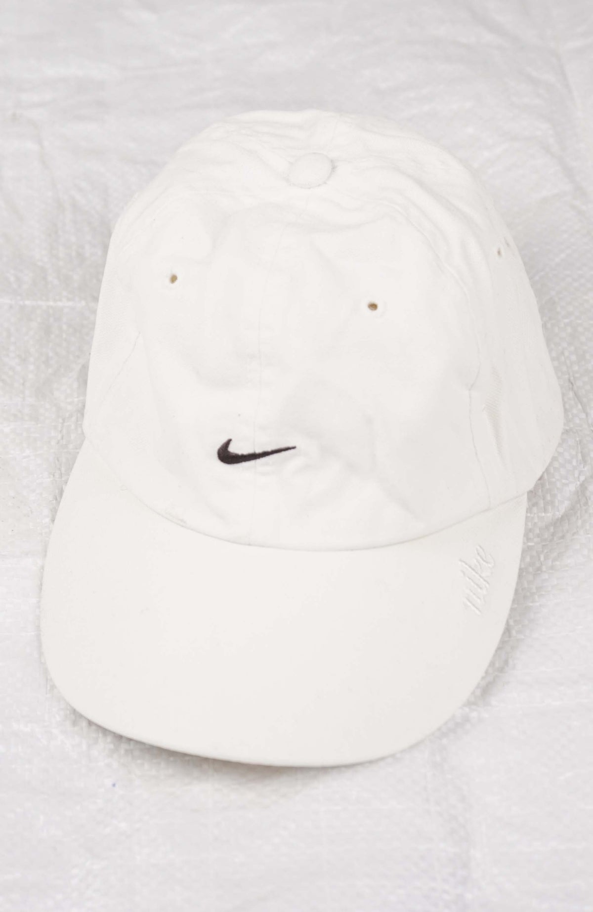 VINTAGE NIKE HAT