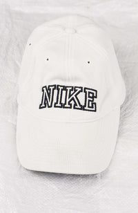 VINTAGE NIKE HAT